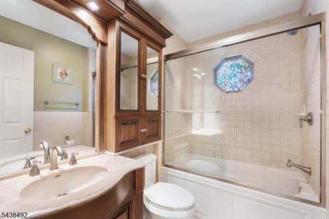 14 Kemp Drive Springfield NJ 07081