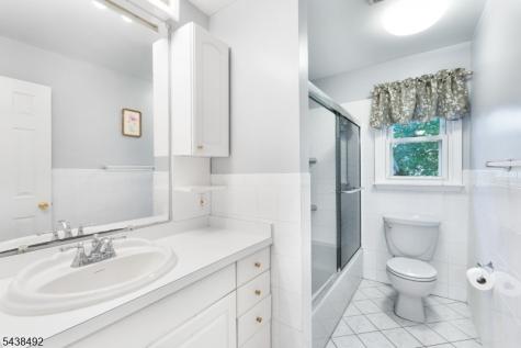 14 Kemp Drive Springfield NJ 07081