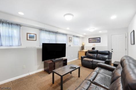 14 Kemp Drive Springfield NJ 07081
