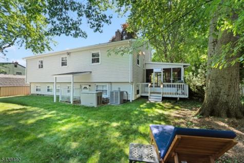 14 Kemp Drive Springfield NJ 07081
