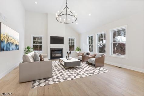 22 Furnace Road Chester NJ 07930