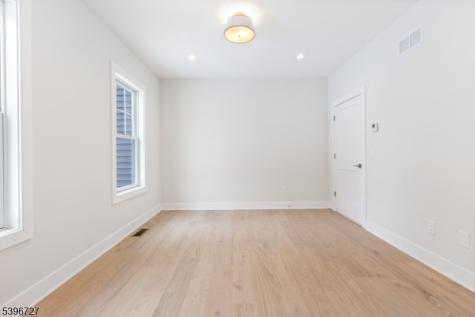 22 Furnace Road Chester NJ 07930