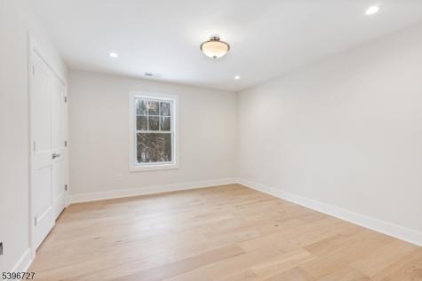 22 Furnace Road Chester NJ 07930