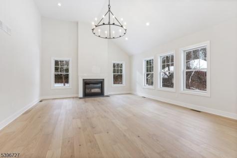 22 Furnace Road Chester NJ 07930