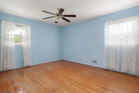 76 Harrison Street Clark NJ 07066