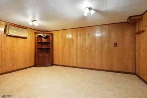76 Harrison Street Clark NJ 07066