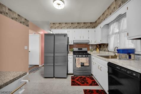 213 Myrtle Avenue Scotch Plains NJ 07076