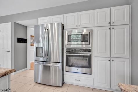 25 Solomon Drive Bridgewater NJ 08807