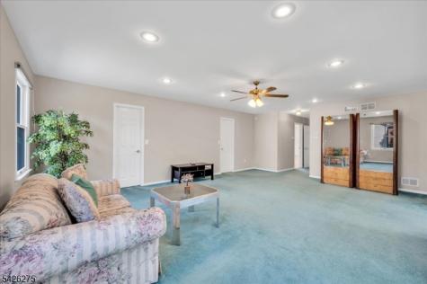 25 Solomon Drive Bridgewater NJ 08807