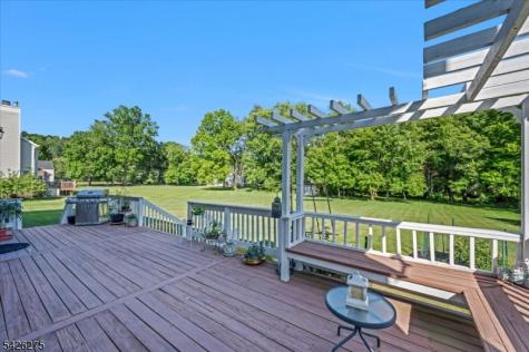 25 Solomon Drive Bridgewater NJ 08807