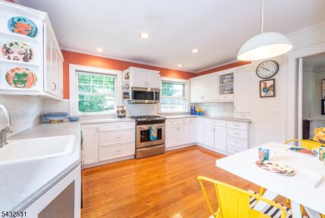33 Prescott Avenue Montclair NJ 07042