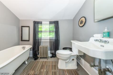 33 Prescott Avenue Montclair NJ 07042