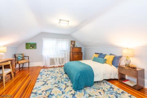 33 Prescott Avenue Montclair NJ 07042