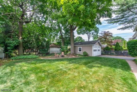 33 Prescott Avenue Montclair NJ 07042