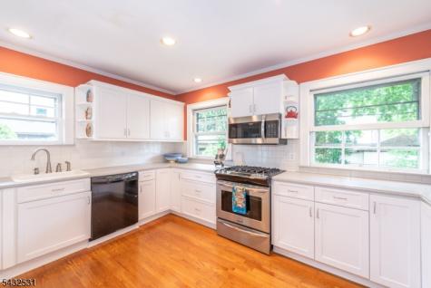 33 Prescott Avenue Montclair NJ 07042