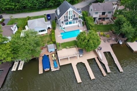 17 Forest Lake Drive West Milford NJ 07421
