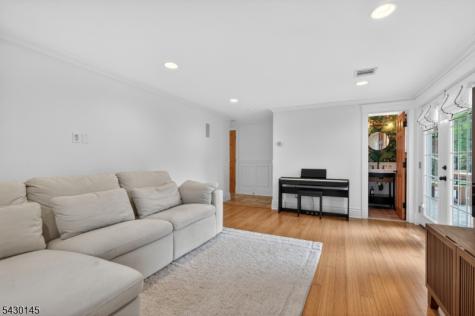 32 Bergen Road New Providence NJ 07974