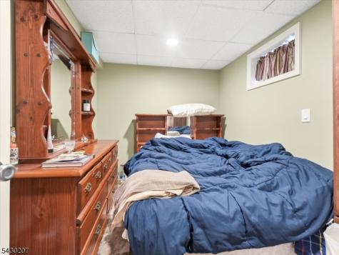 615 Spruce Street Roselle NJ 07203