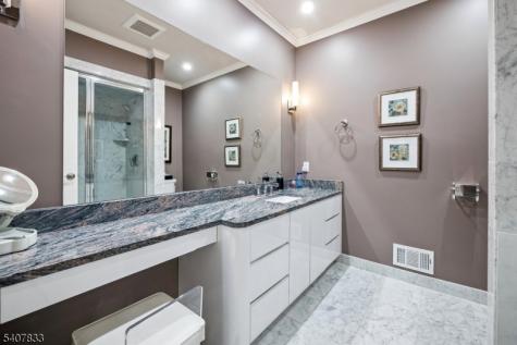50 Cayuga Way Millburn NJ 07078
