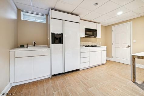 50 Cayuga Way Millburn NJ 07078