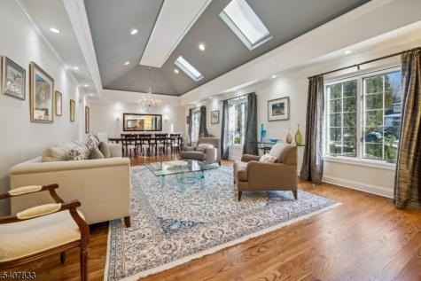 50 Cayuga Way Millburn NJ 07078