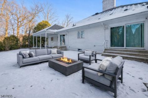 50 Cayuga Way Millburn NJ 07078