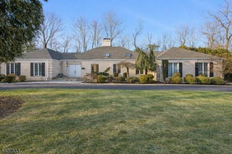 50 Cayuga Way Millburn NJ 07078