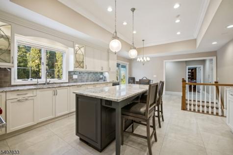 50 Cayuga Way Millburn NJ 07078