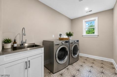 85 Pleasant Avenue Fanwood NJ 07023