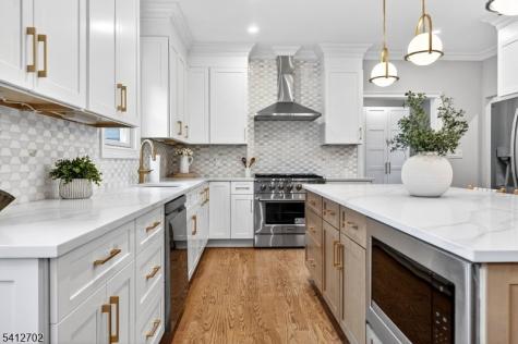 85 Pleasant Avenue Fanwood NJ 07023