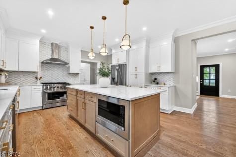 85 Pleasant Avenue Fanwood NJ 07023