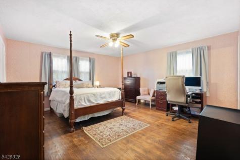 26 Devon Drive West Orange NJ 07052