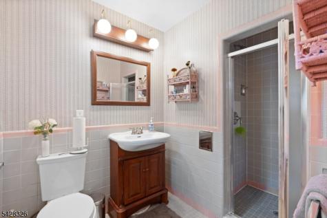26 Devon Drive West Orange NJ 07052