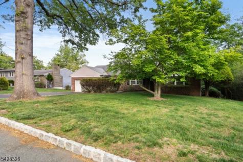 26 Devon Drive West Orange NJ 07052