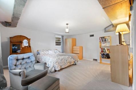 26 Devon Drive West Orange NJ 07052