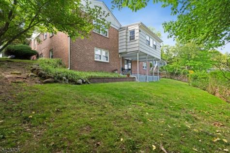 26 Devon Drive West Orange NJ 07052