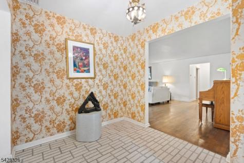 26 Devon Drive West Orange NJ 07052