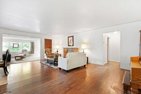 26 Devon Drive West Orange NJ 07052