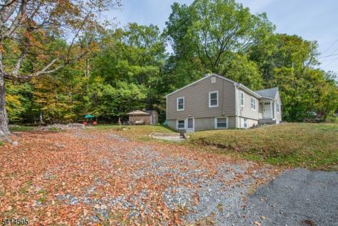25 Lake Pochung Road Vernon NJ 07461