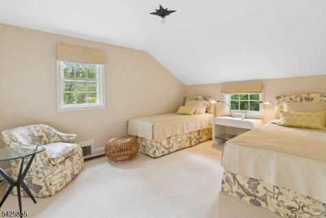 21 Hardwell Road Millburn NJ 07078