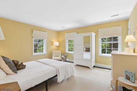 21 Hardwell Road Millburn NJ 07078