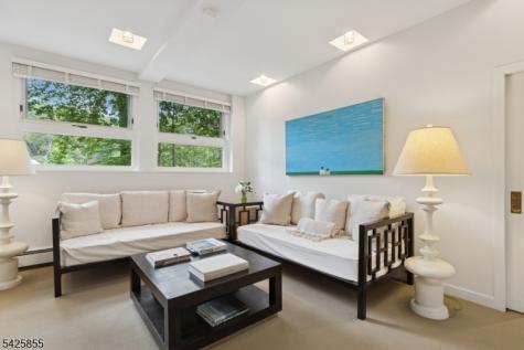 21 Hardwell Road Millburn NJ 07078