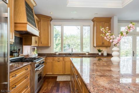 109 Clarewill Avenue Montclair NJ 07043