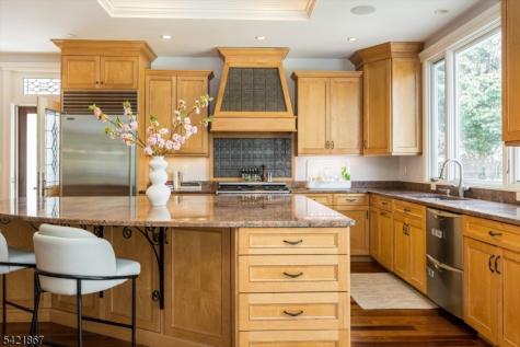 109 Clarewill Avenue Montclair NJ 07043