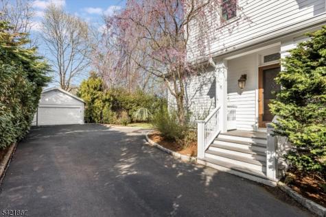 109 Clarewill Avenue Montclair NJ 07043