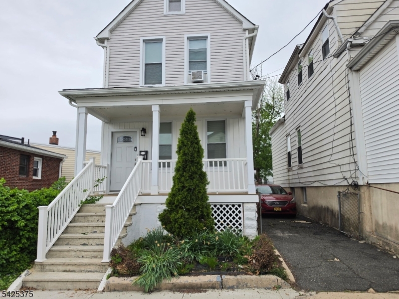 114 Melville Place Irvington NJ 07111