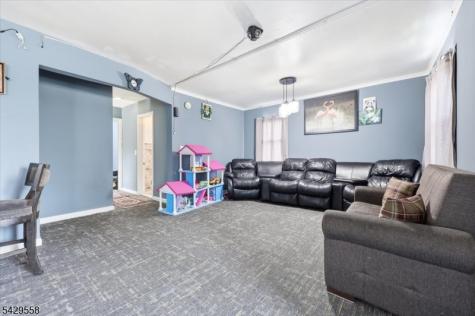 409 Tryon Avenue Englewood NJ 07631