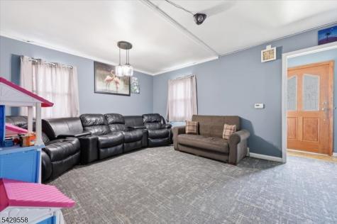 409 Tryon Avenue Englewood NJ 07631