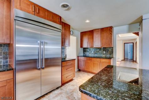 737 Ridge Road Kinnelon NJ 07405