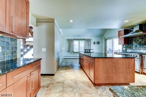 737 Ridge Road Kinnelon NJ 07405